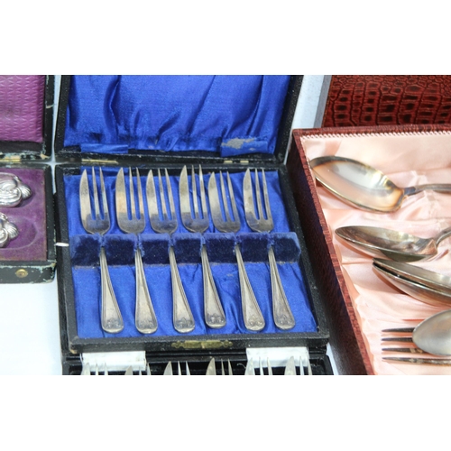 510 - QUANTITY OF CASED AND LOOSE CUTLERY