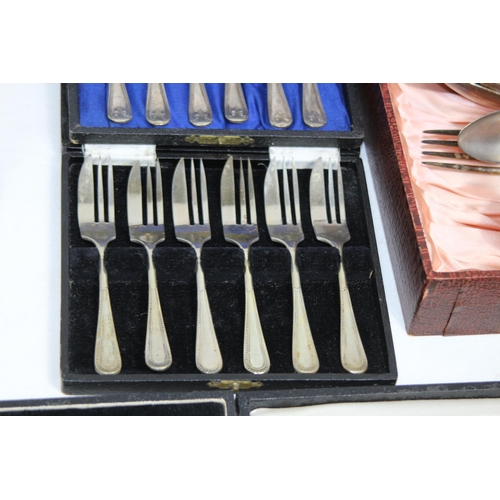 510 - QUANTITY OF CASED AND LOOSE CUTLERY