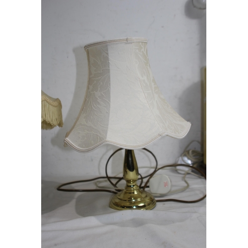 246 - QUANTITY OF LAMPS INCLUDING BRASS CORINTHIAN COLOUM AND AN ORIENTAL DOUBLE LAMP 
74CM