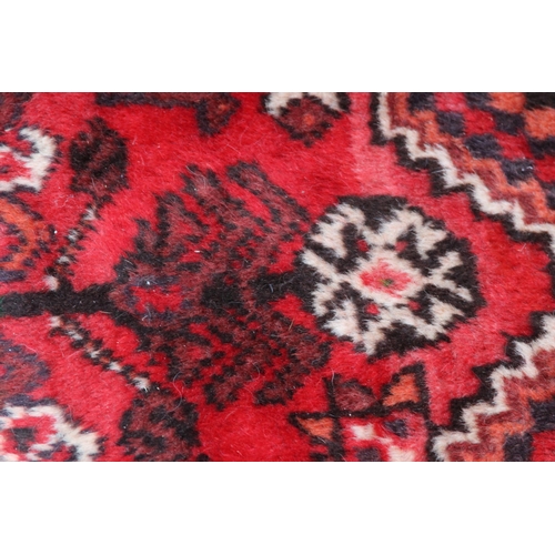 266 - VINTAGE MIDDLE EASTERN RUG
298 X 219CM