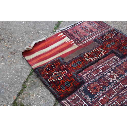 269 - VINTAGE MIDDLE EASTERN RUG
208 X 103CM