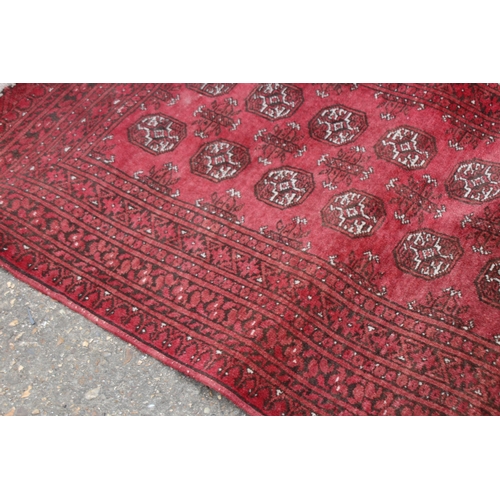 270 - VINTAGE MIDDLE EASTERN RUG
173 X 102CM