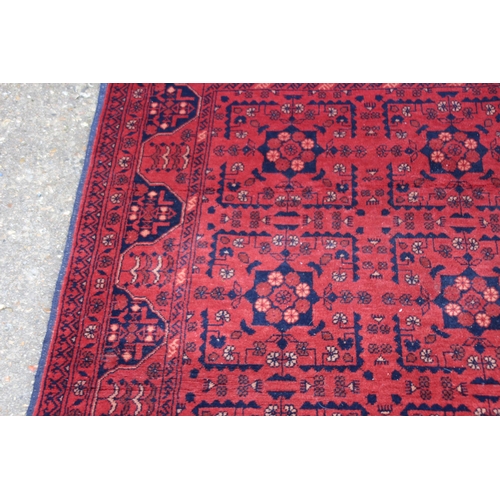 271 - VINTAGE MIDDLE EASTERN RUG
158 X 100CM