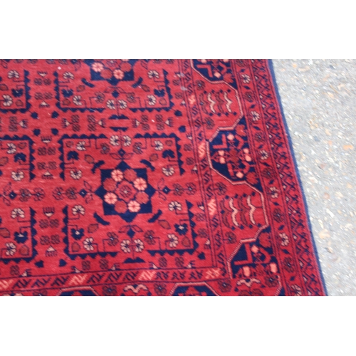 271 - VINTAGE MIDDLE EASTERN RUG
158 X 100CM