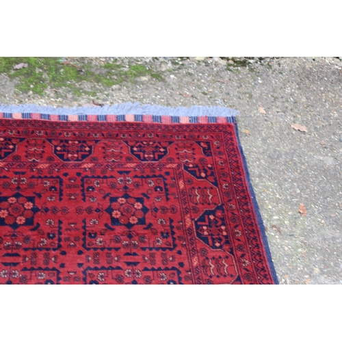 271 - VINTAGE MIDDLE EASTERN RUG
158 X 100CM