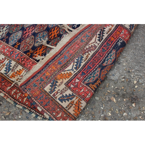 275 - LARGE VINTAGE MIDDLE EASTERN RUG
314 X 207CM