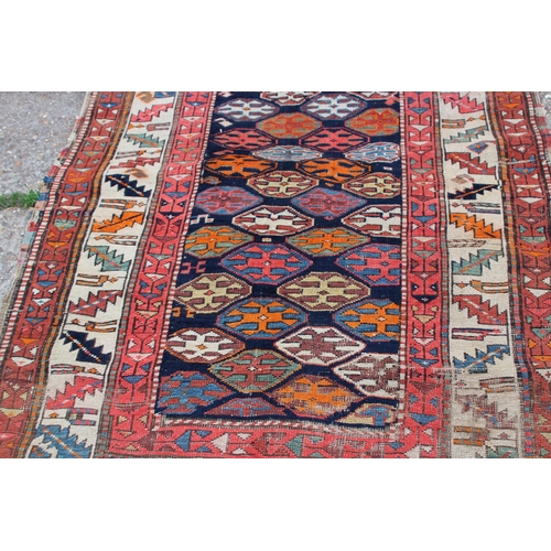 275 - LARGE VINTAGE MIDDLE EASTERN RUG
314 X 207CM