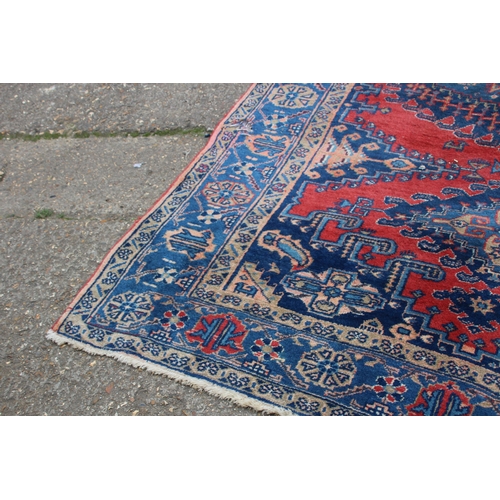 277 - LARGE WOOL RUG
305 X 105CM