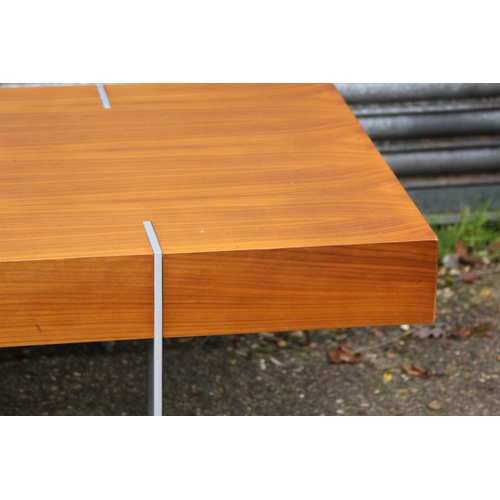 48 - RETRO COFFEE TABLE AND PAIR OF BENCHES 
42 X 74 X 44CM