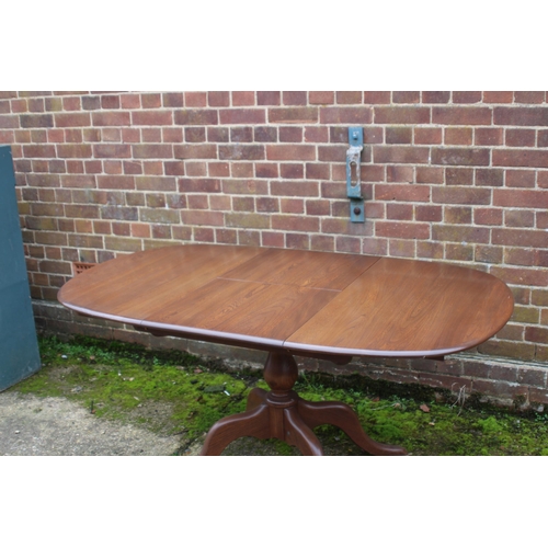 50 - ERCOL EXTENDING DINING TABLE AND ERCOL FOOTSTOOL
104 X 90 X 73CM 150CM OPEN