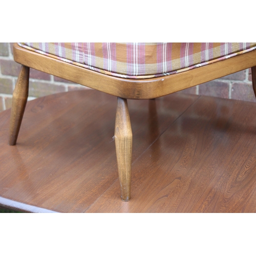 50 - ERCOL EXTENDING DINING TABLE AND ERCOL FOOTSTOOL
104 X 90 X 73CM 150CM OPEN