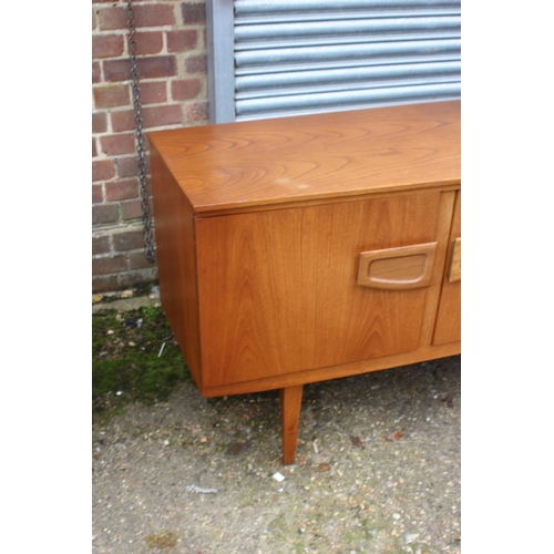 71 - RETRO BEAUTILITY SIDEBOARD 
189 X 48 X 78CM