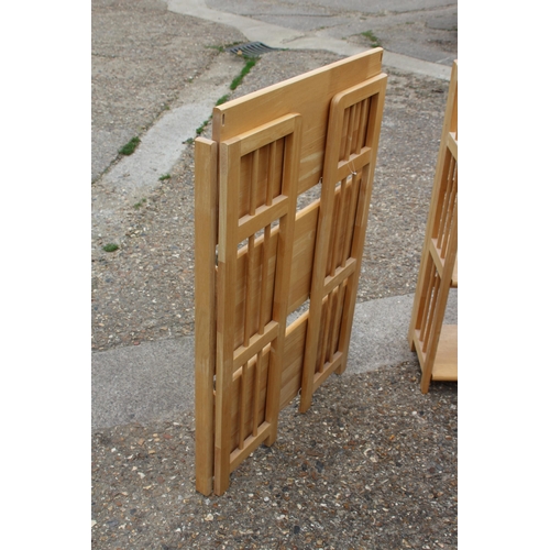 77 - PAIR OF FOLDING SHELVES 
90 X 100 X 30CM