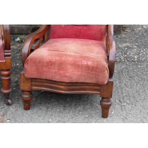 79 - 2 X ANTIQUE ARMCHAIRS
67 X 72 X 95CM