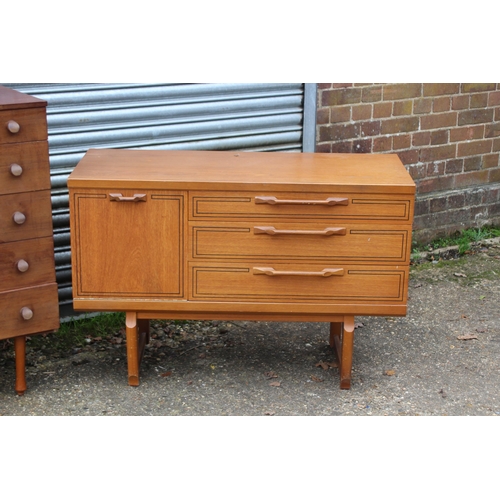 82 - SCHREIBER MULTI CHEST, AVALON CHEST OF DRAWERS AND TEAK SIDEBOARD
96 X 44 X 84CM