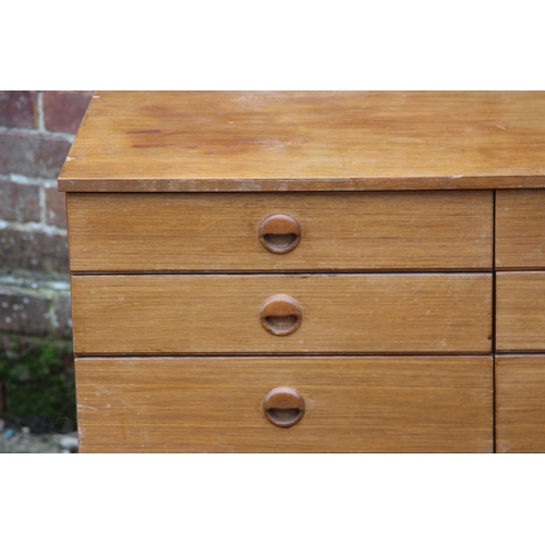 82 - SCHREIBER MULTI CHEST, AVALON CHEST OF DRAWERS AND TEAK SIDEBOARD
96 X 44 X 84CM