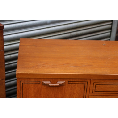 82 - SCHREIBER MULTI CHEST, AVALON CHEST OF DRAWERS AND TEAK SIDEBOARD
96 X 44 X 84CM