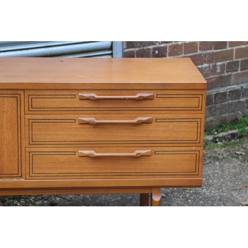 82 - SCHREIBER MULTI CHEST, AVALON CHEST OF DRAWERS AND TEAK SIDEBOARD
96 X 44 X 84CM