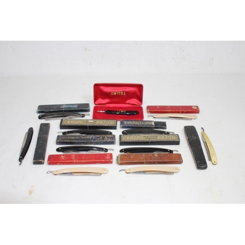 1029 - QUANTITY OF VINTAGE CUT THROAT RAZORS