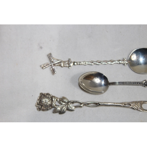 1132 - QUANTITY OF TESTED SILVER SPOONS - 72G