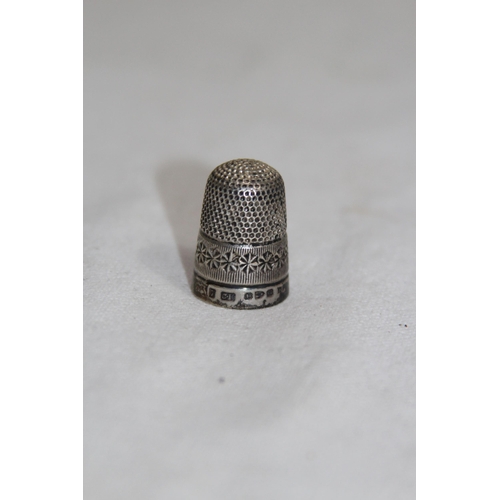 1133 - 2 X SILVER THIMBLES