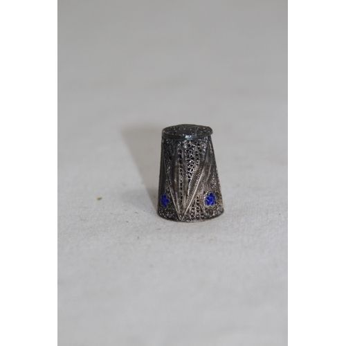 1133 - 2 X SILVER THIMBLES