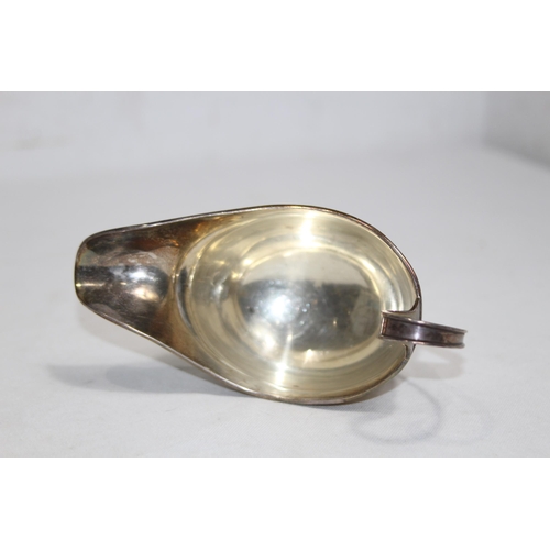 1158 - SILVER SAUCE BOAT - 121G - LONDON 1904 - GOLDSMITHS AND SILVERSMITH CO