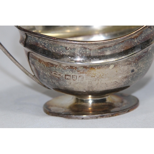 1158 - SILVER SAUCE BOAT - 121G - LONDON 1904 - GOLDSMITHS AND SILVERSMITH CO