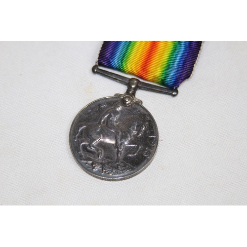 913 - 2 X WWI MEDALS 207182 GNR T SPARKS RA  PLUS EPHEMERA