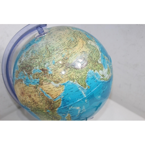 248 - GLOBE LAMP
41CM