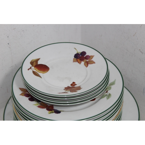 364 - LARGE QUANTITY OF ROYAL WORCESTER EVESHAM CHINA