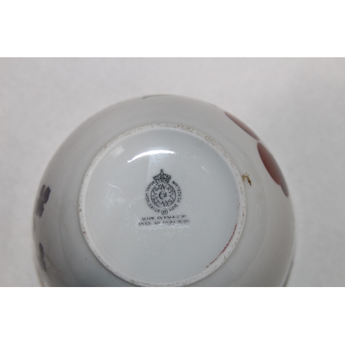 364 - LARGE QUANTITY OF ROYAL WORCESTER EVESHAM CHINA