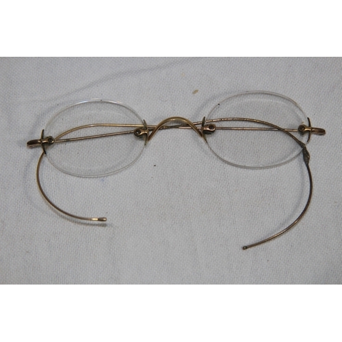 1042 - SELECTION OF 19TH AND EARLY 20TH CENTURY SPECTACLES AND GLASSES - MOSTLY CASED