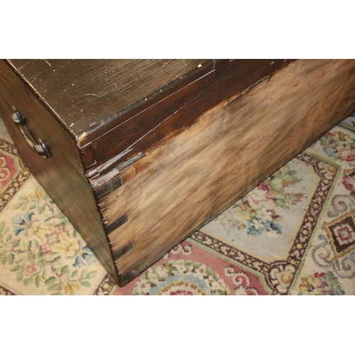 93 - VINTAGE TRUNK 
56 X 110 X 74CM