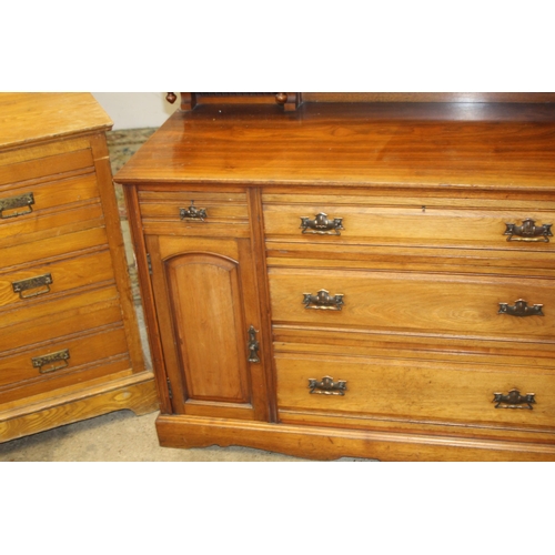 99 - SATINWOOD CHEST OF DRAWERS AND DRESSING TABLE WITH DRAWERS 
52 X 92 X 84CM