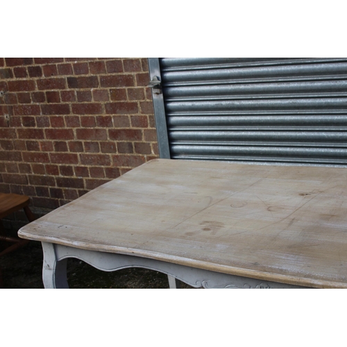 107 - VINTAGE FRENCH PINE FARMHOUSE TABLE 
178 X 92 X 78CM