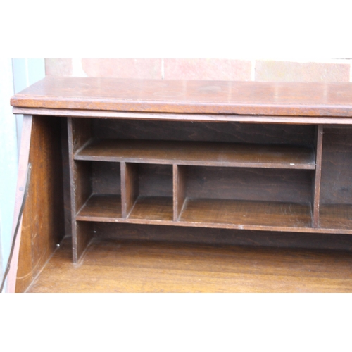 116 - 3 PIECE,S VINTAGE FURNITURE 
88 X 42 X 112CM