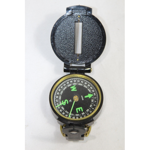 1033 - PAIR OF COMPASSES