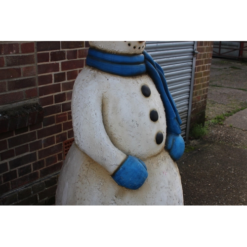 135 - SNOWMAN LIFESIZE FIGURE 
168 X 65CM