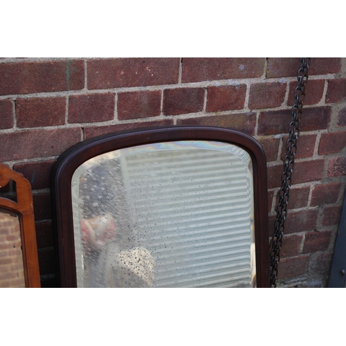 205 - QUANTITY OF VINTAGE MIRRORS  x6
85 X 55CM