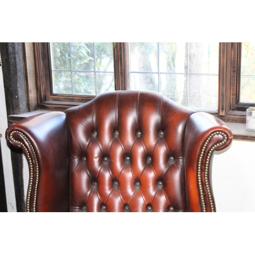 124 - CHESTERFIELD WINGBACK CHAIR
82 X 75 X 110CM