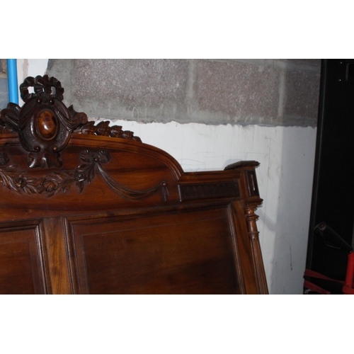 129 - VINTAGE CARVED BED FRAME 
157 X 200 X 156CM