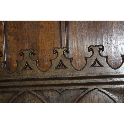 130 - VINTAGE GOTHIC OAK CARVED BED FRAME 
163 X 195 X 220CM