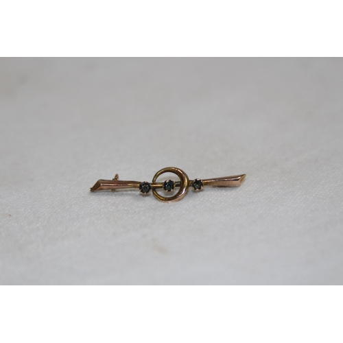 1202 - 9CT GOLD PIN