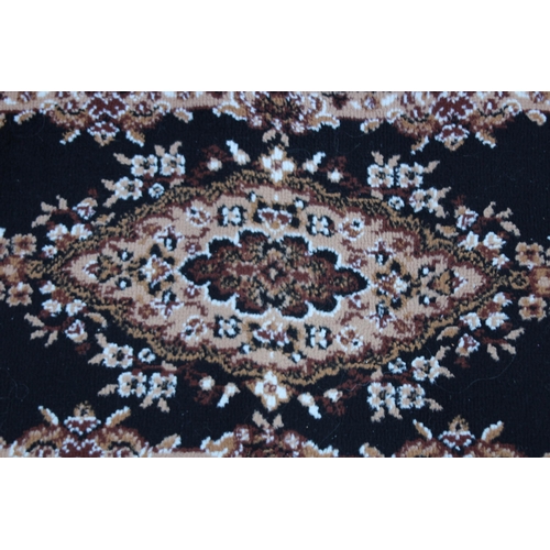 281 - QUANTITY OF RUGS  x4
290 X 79CM