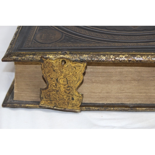 671 - ANTIQUE BIBLE 
36 X 26 X 9CM