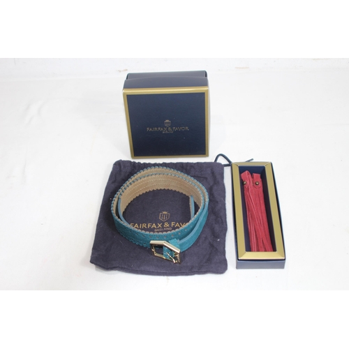 689 - FAIRFAX AND FAVOUR TURQUOISE SUEDE BELT AND BAG TASSELS IN BOXES