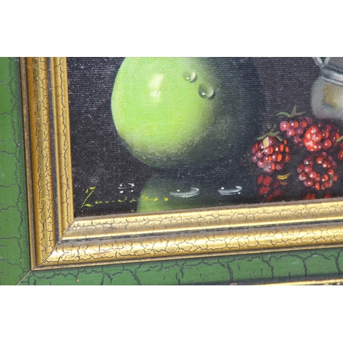 208 - PAIR OF STILL LIFE OIL ON CANVAS PAINTINGS IN GILT FRAMES 
36 X 31CM