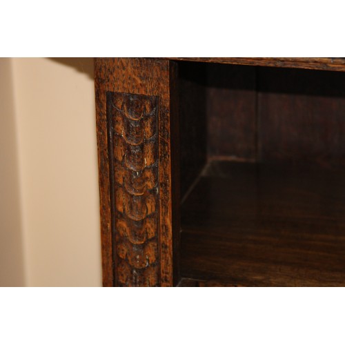 40A - CARVED OAK BOOKCASE UNIT
91 X 39 X 114CM