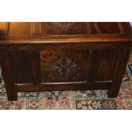 41A - CARVED OAK BLANKET BOX AND OAK CARVED SIDE TABLE 
70 X 54 X 76CM